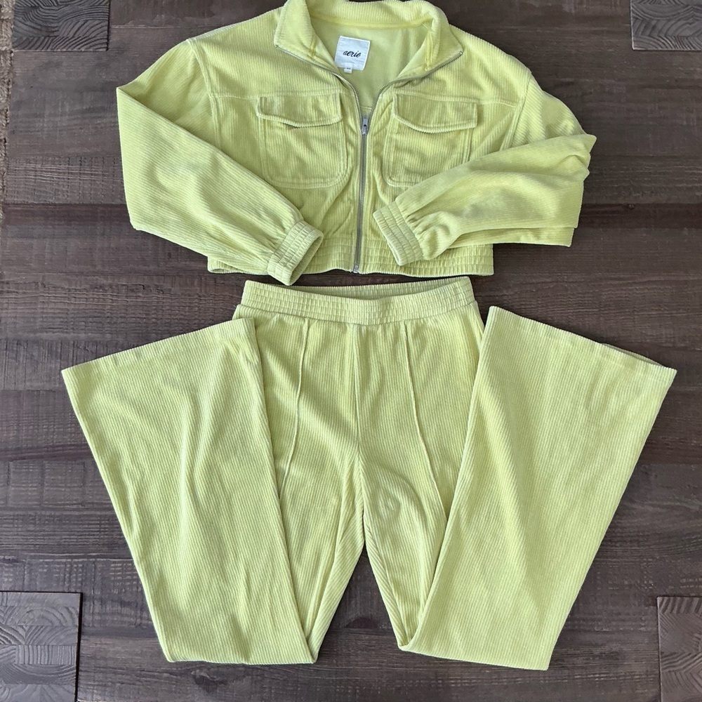 Aerie Corduroy Groovy Flare Bottom Cropped Jacket Jumpsuit Size Small